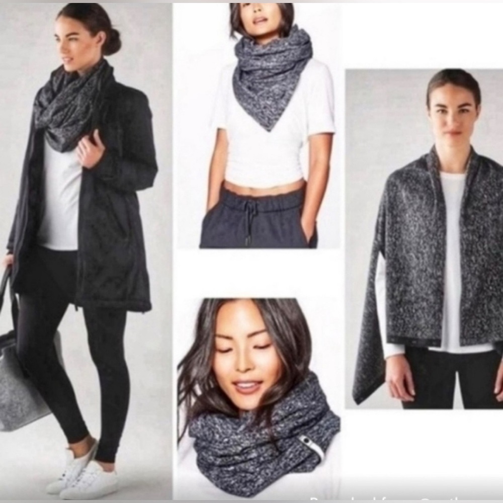 Lululemon Vinyasa Rulu Scarf Wrap Infinity Shawl Blue One Size